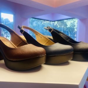 Zapatilla destalonado