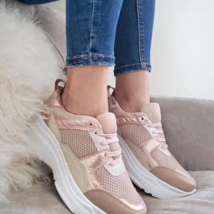 Tenis modelo Marsella