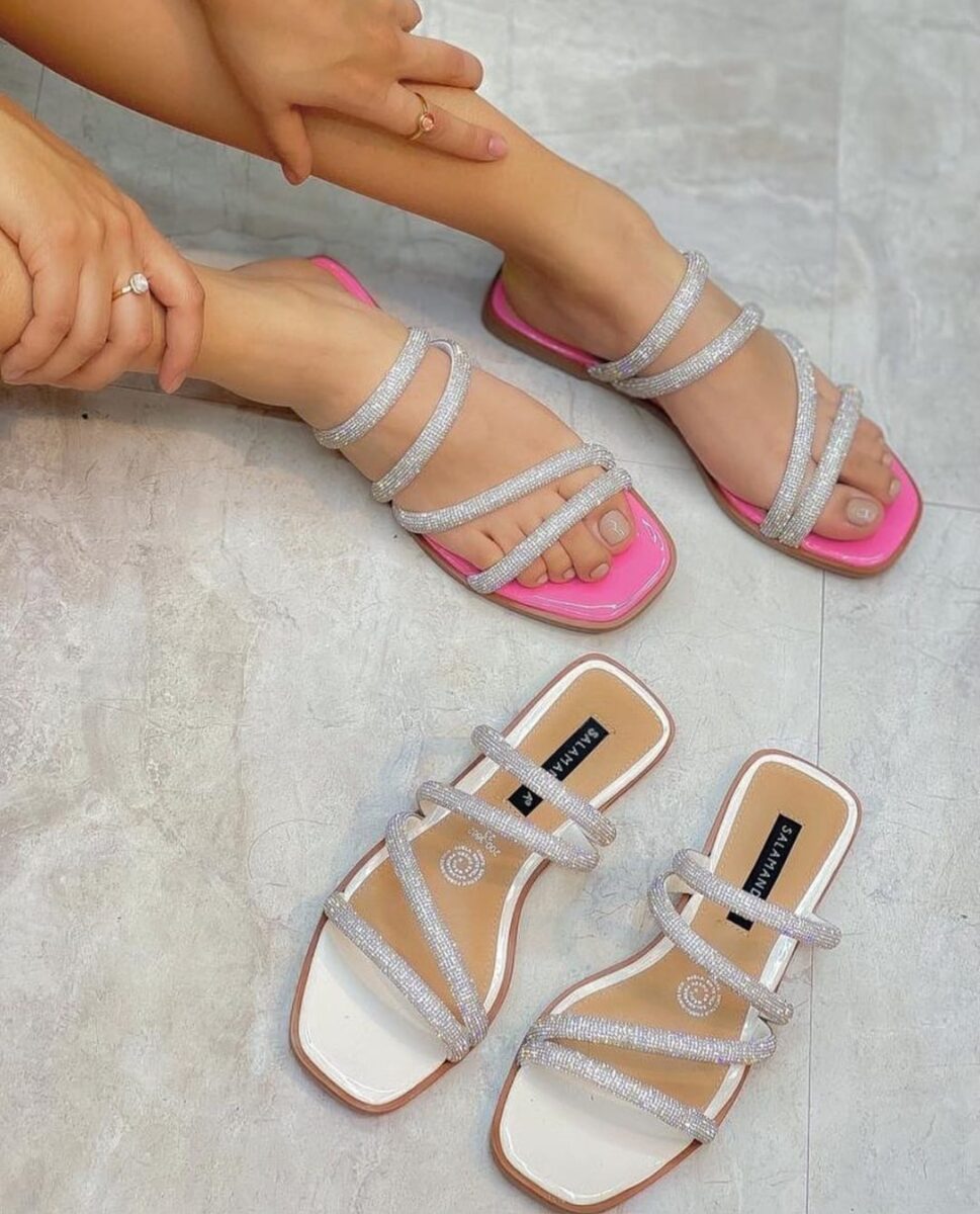 Sandalias con tiras brillantes - Imagen 2