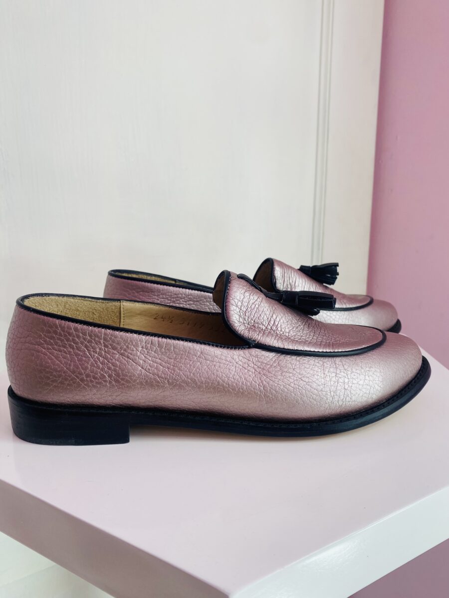 Mocasín de piel en color rosa perla. - Imagen 3