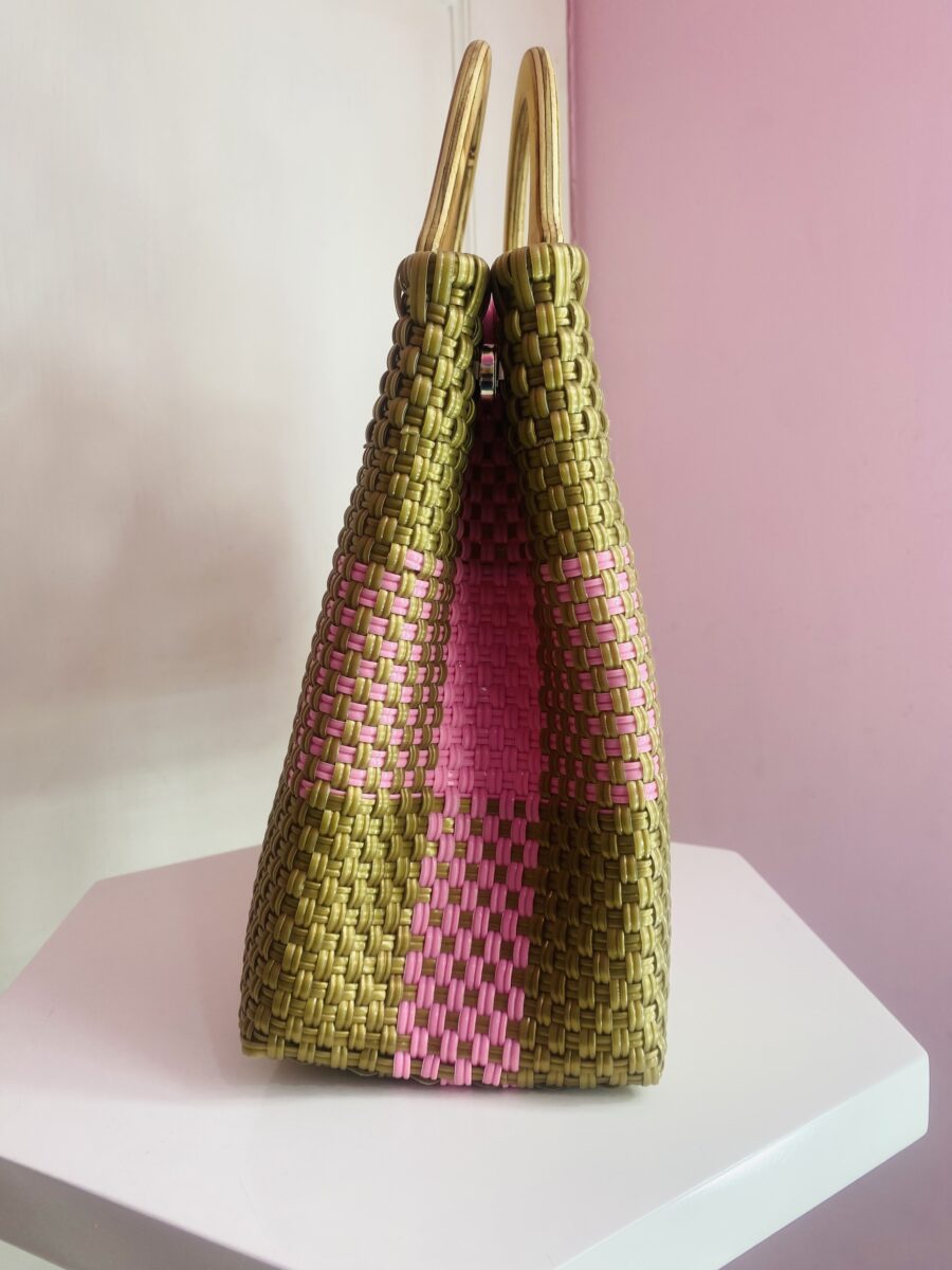 Bolsa artesanal Mediana con asa de madera (oro, rosa) - Imagen 2