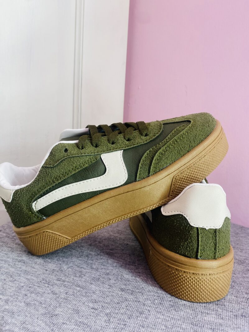 Tenis estilo samba Verdes - Imagen 2