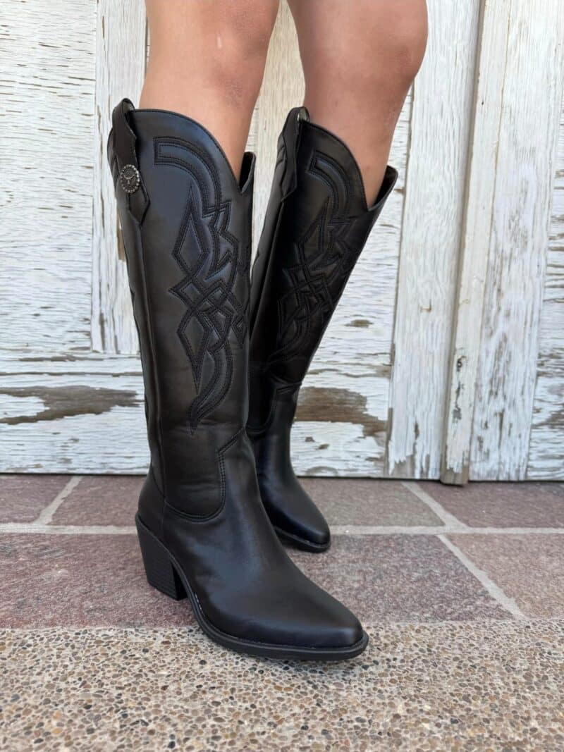 Bota alta de piel (PREVENTA)